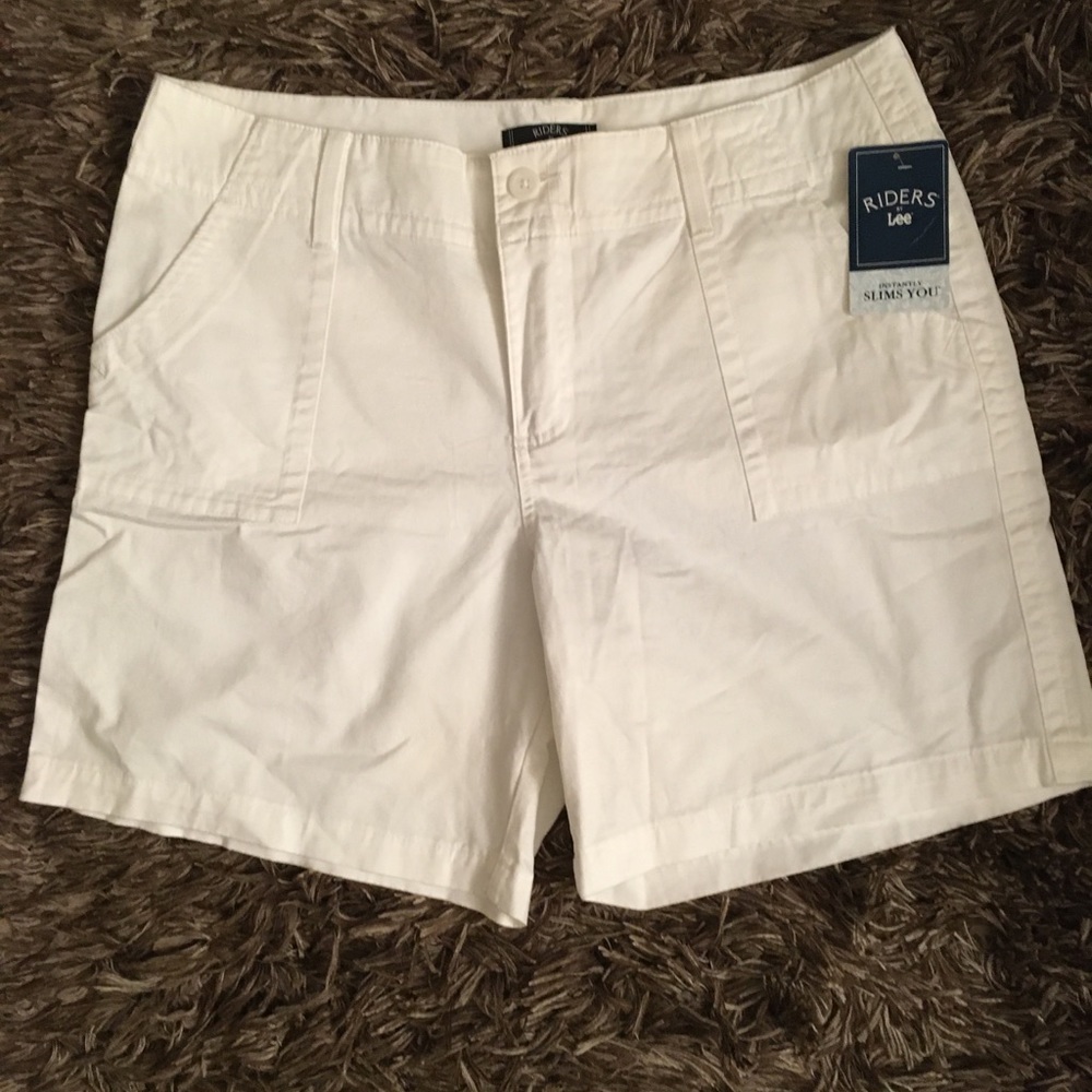 Riders by Lee White Women's Shorts